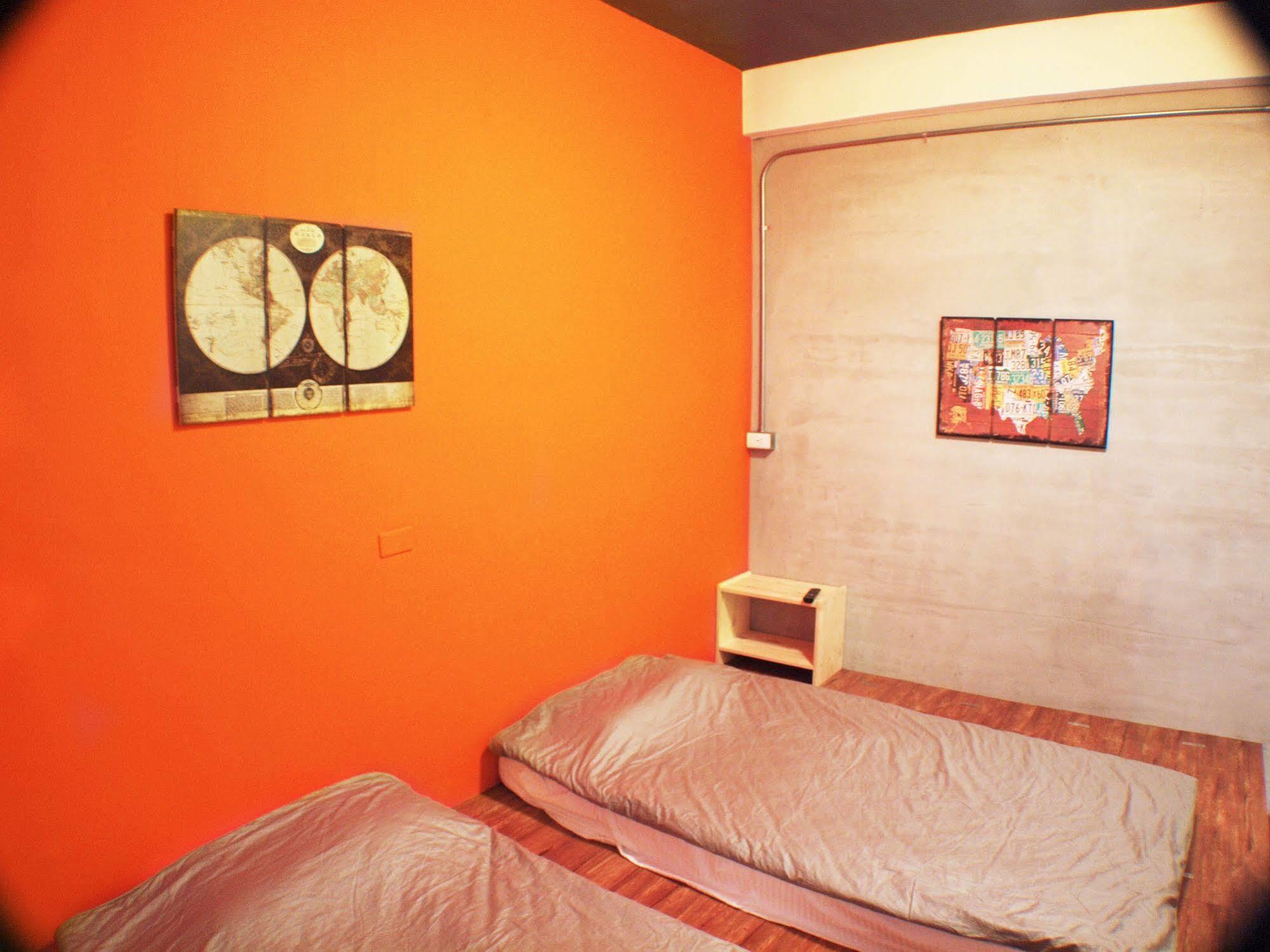 Knock Knock Hostel Kaohsiung Eksteriør billede