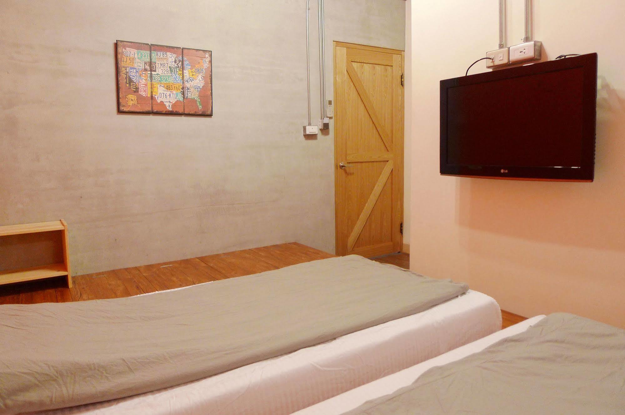 Knock Knock Hostel Kaohsiung Eksteriør billede