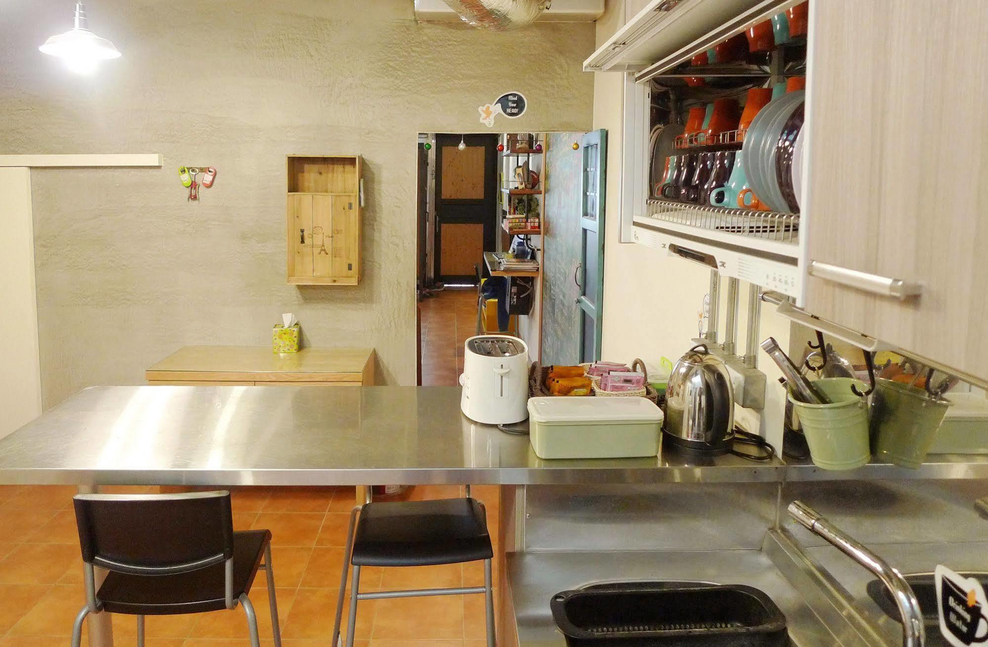 Knock Knock Hostel Kaohsiung Eksteriør billede